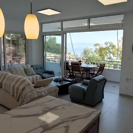 Διαμέρισμα Atlas By Sea Λουτράκι