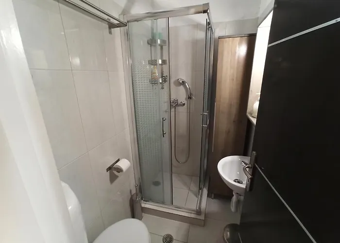 Atlas By Sea Λουτράκι