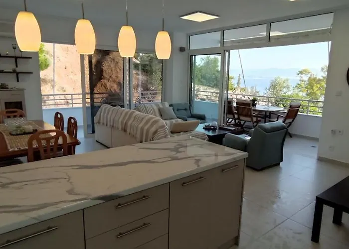 Apartment Atlas By Sea *